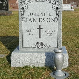 Single upright monuments - Boardman Ohio