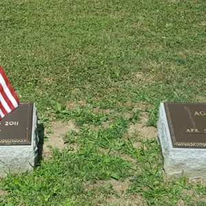 bronze marker monument in Boardman Ohio - veterans